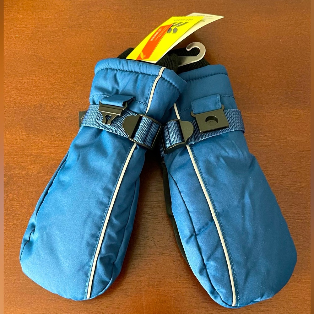 Kids All in Motion Snow Ski Mittens (Unisex) 4-7 Snow Sport - New with Tag